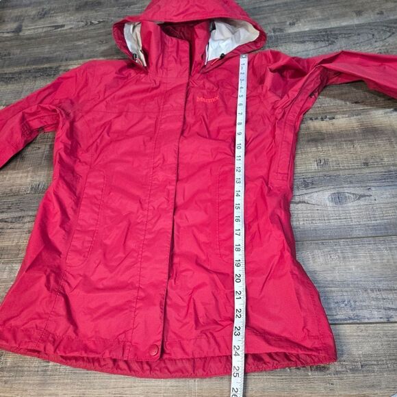 Marmot Precip Rain Jacket Women Size Small Desert Red Color High neck Arm Vents - Picture 10 of 15